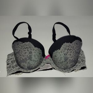 (4 for $20)  VS DREAM ANGELS Lace Lightly Lined Classic Demi Bra Size 32C
